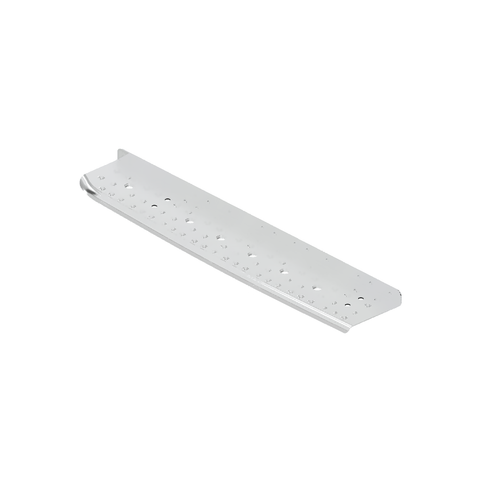 18-40471-001 PNL-TREAD PLATE OUTBD