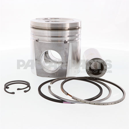 4955581CUM KitEngine Piston