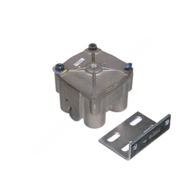 BW  065181 R-12   RELAY VALVE A