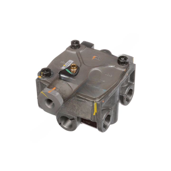 BW  K038194 RELAY VALVE