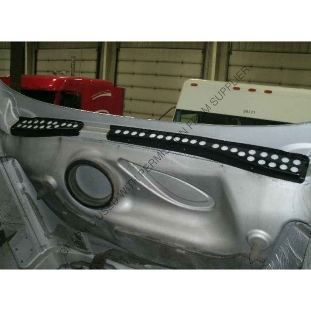 FCF 19645 ENG PREFILTER ASSY 08+CASCADIA