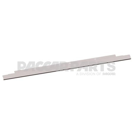MD8444 PANEL-GRILLE/BUMPER FILLER W900B 09+