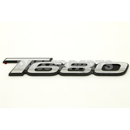 R53-1035 Kenworth T680 Emblem