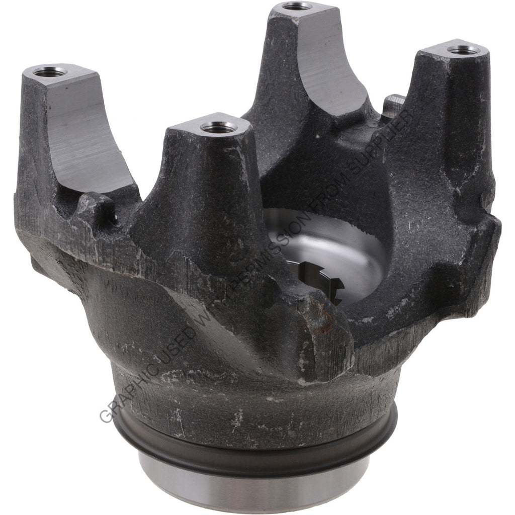 SP  250 4 241 1X HALF RND END YOKE ASSY