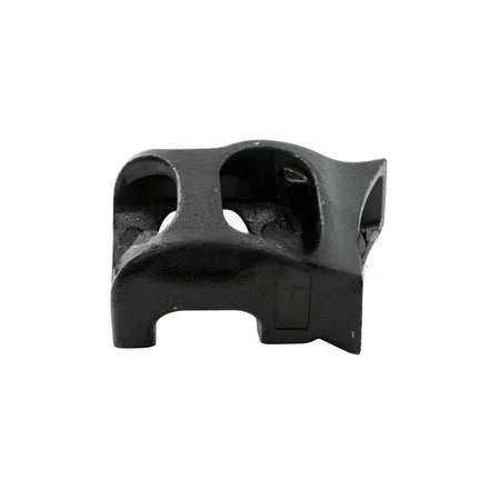 C11-1021 BRACKET-TORQUE ROD FORWARD